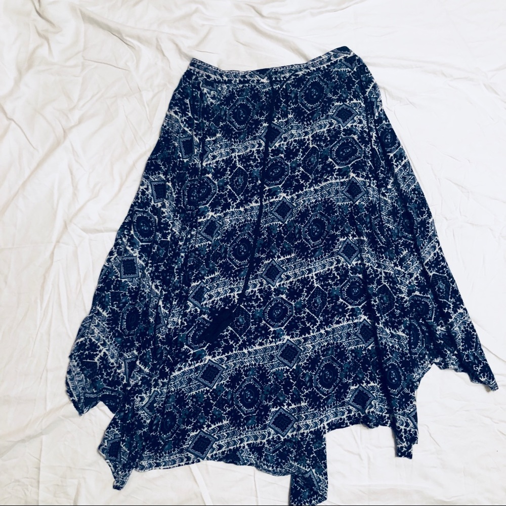 Aztec print skirt.